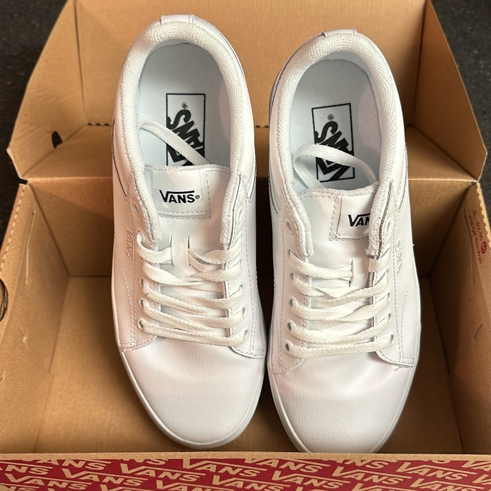 Vans Sneakers, Seldan, White, Size 9.